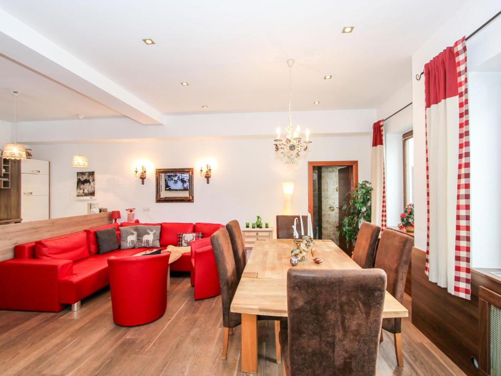 Posezení v ubytování Apartment Tyrol-2 by Interhome