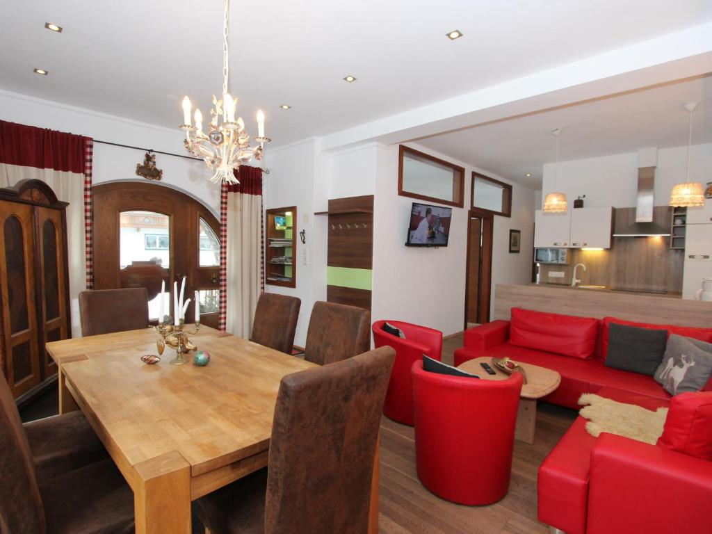 Posezení v ubytování Apartment Tyrol-2 by Interhome