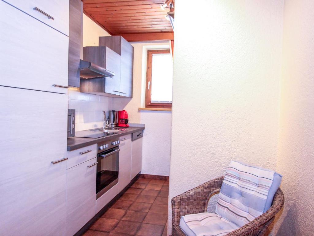 Kuchyň nebo kuchyňský kout v ubytování Apartment Tyrol-1 by Interhome