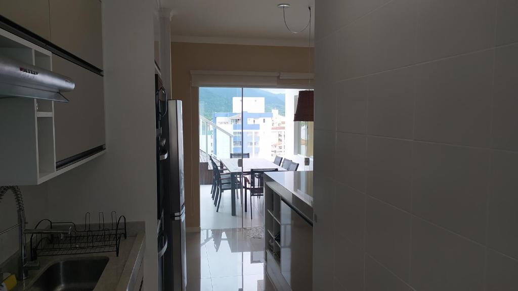  Cobertura moderna e novíssima no charme de Ubatuba