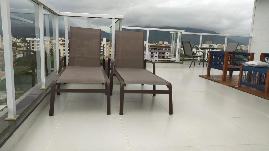  Cobertura moderna e novíssima no charme de Ubatuba