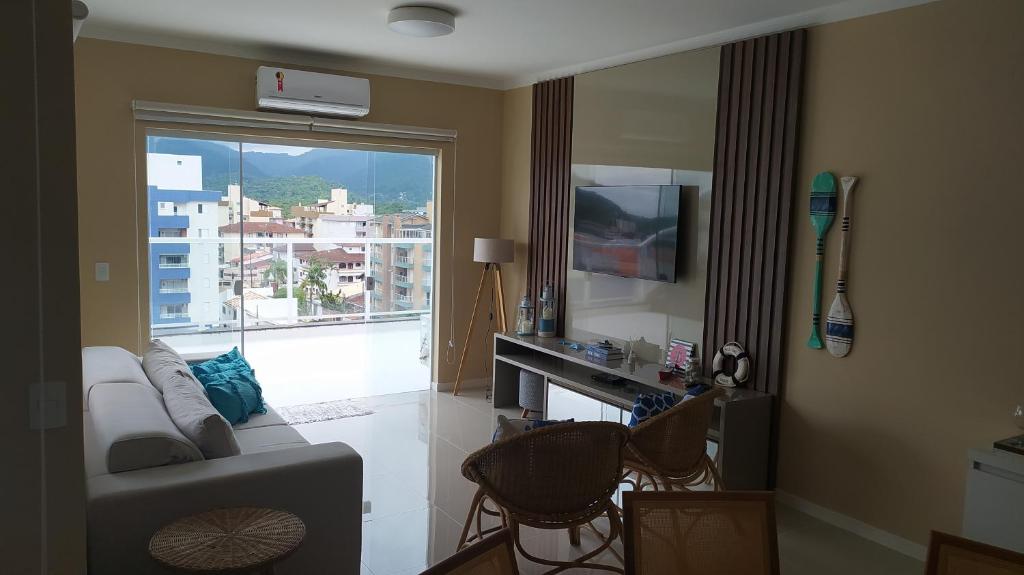  Cobertura moderna e novíssima no charme de Ubatuba