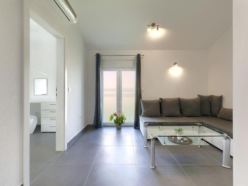 Posezení v ubytování Holiday Home Villa Gocci by Interhome