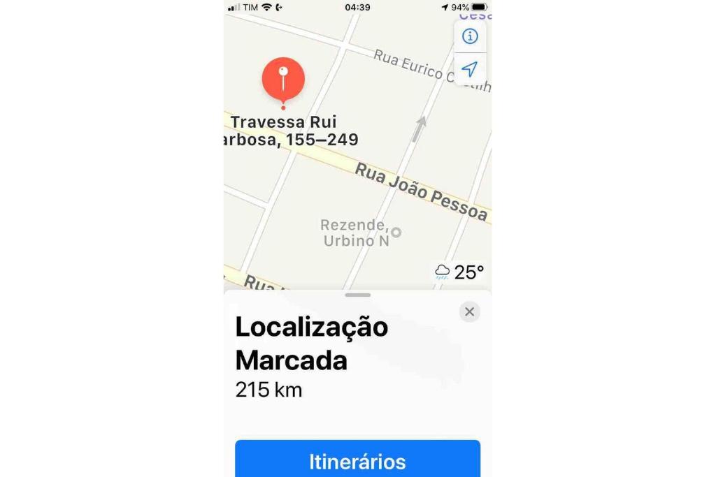  Apartamento andar terreo com Garage 100 metros da igreja Matriz