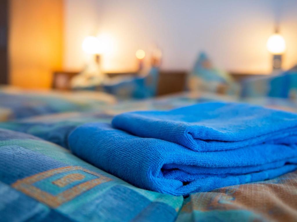 Postel nebo postele na pokoji v ubytování Chalet Piccolo by Interhome