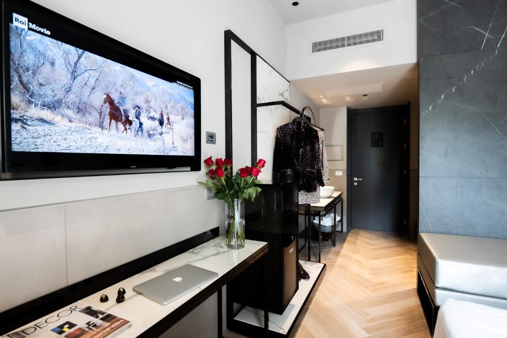 Heart Hotel Milano - Resim 18