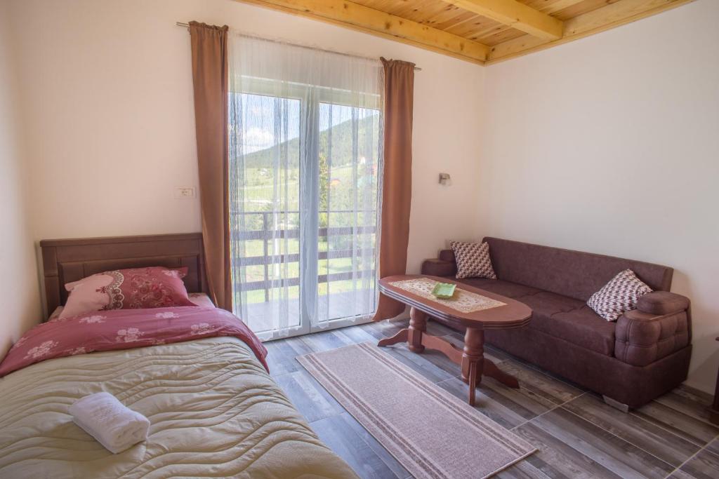 Apartmani JEZERO - 17