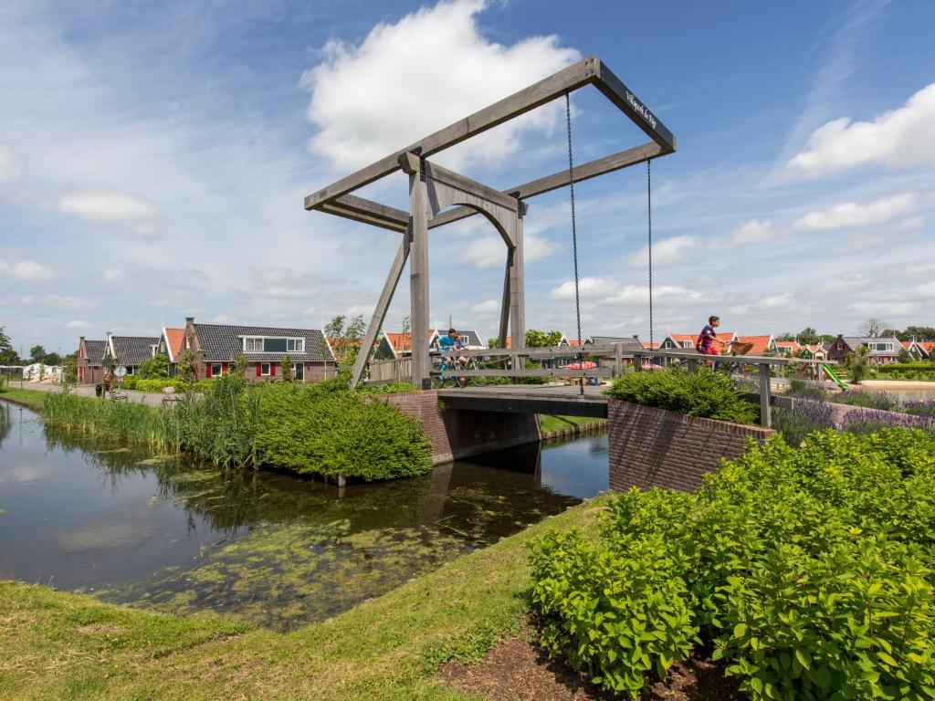 Holiday Home EuroParcs Resort De Rijp-18