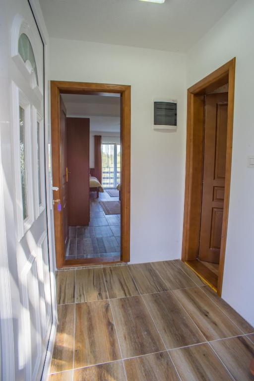 Apartmani JEZERO - 16