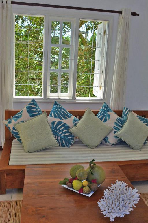 Posezení v ubytování Petit Baie Chalets