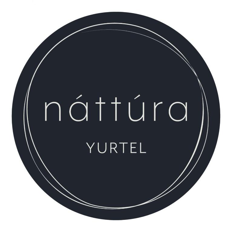 Certifikát, hodnocení, plakát nebo jiný dokument vystavený v ubytování Náttúra Yurtel