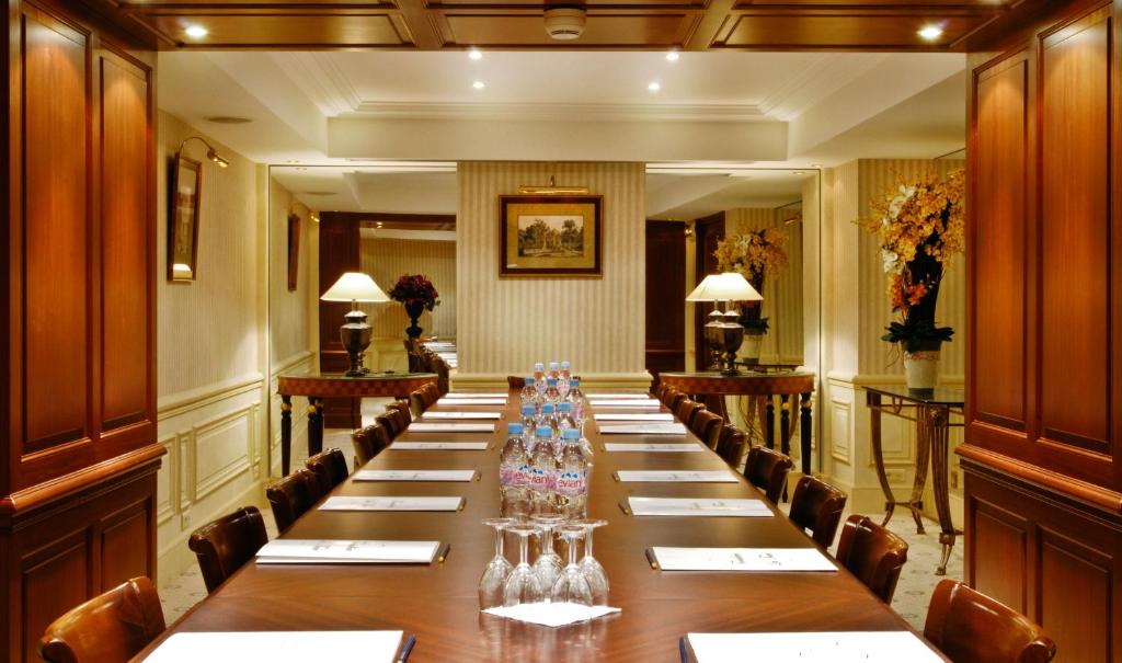 Best Western Premier Trocadero La Tour - Resim 42