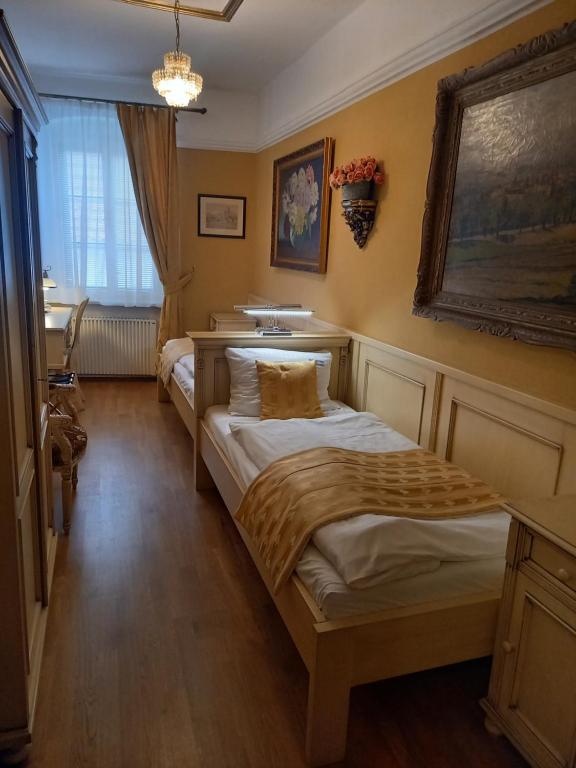 Postel nebo postele na pokoji v ubytování Pension PREMIUM