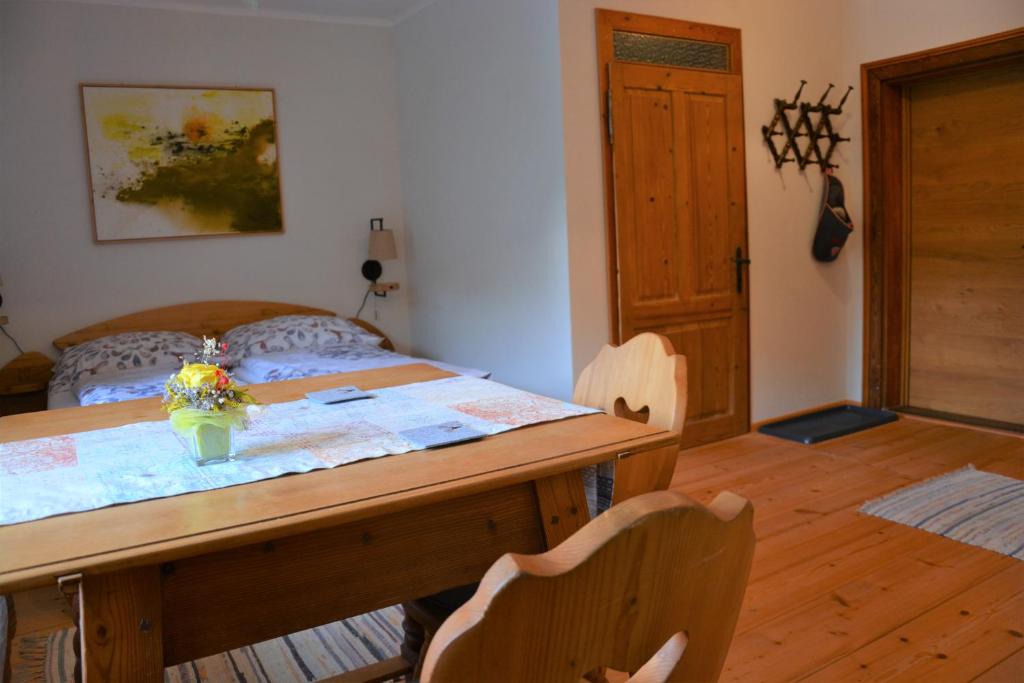 Postel nebo postele na pokoji v ubytování Haus Franziska