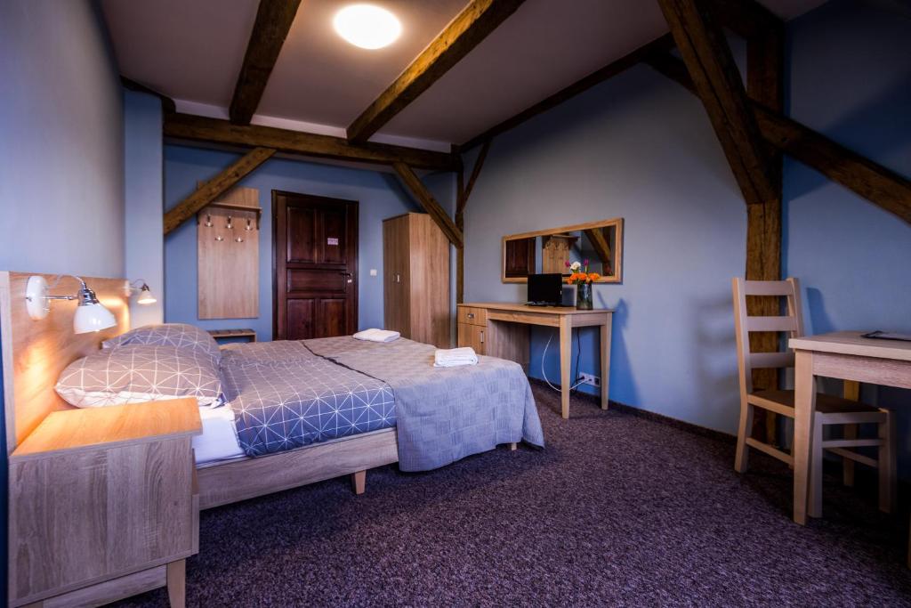 Rynek 7 - Apartamenty - Double Room With Private Bathroom