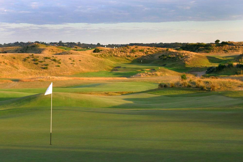 Golf v hotelu nebo okolí