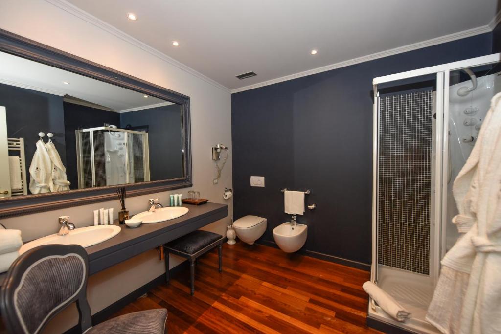 The Tuscanian Hotel - 18