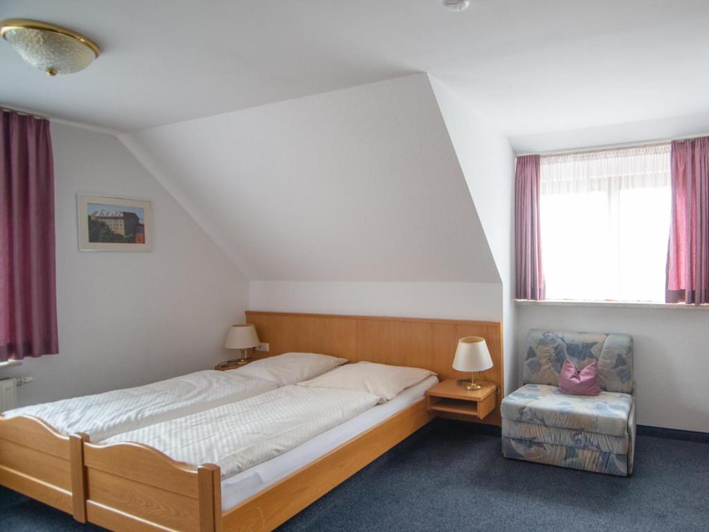 Brauereigasthof zum Lamm - Habitación Cuádruple Con Baño Privado