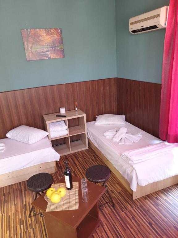 Postel nebo postele na pokoji v ubytování KM!Sofia - Стаи за гости