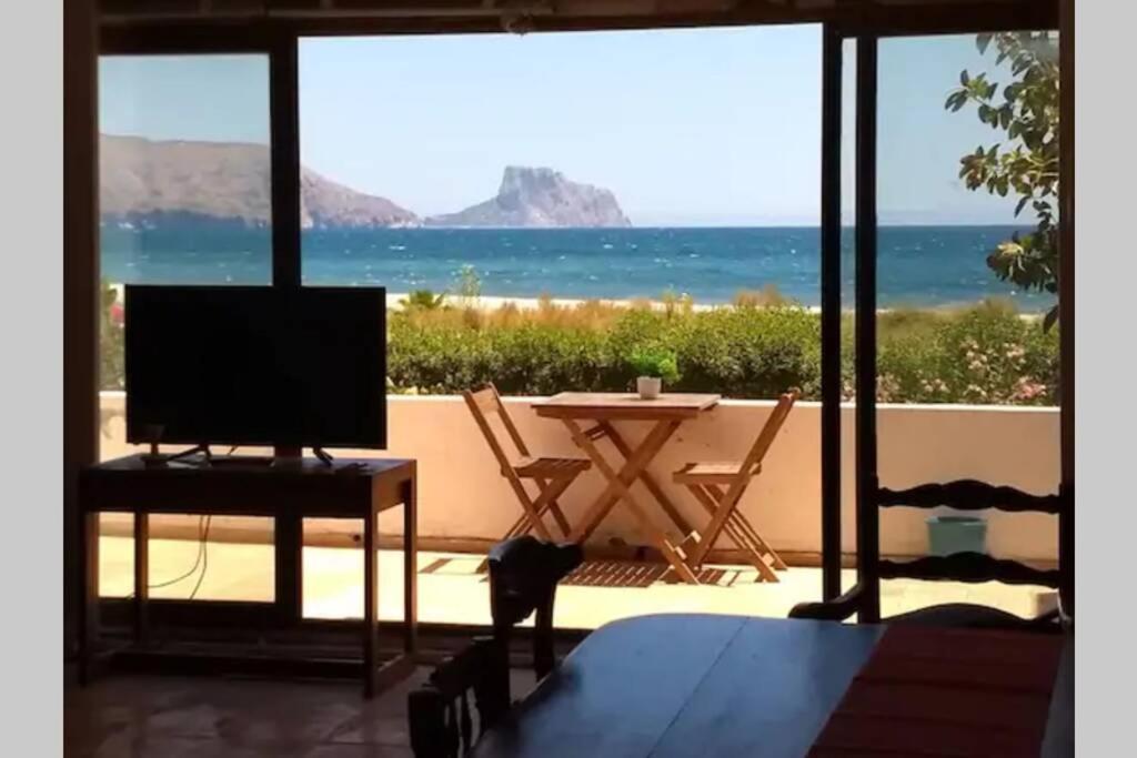 Beachfront Apt! AC - Pool - Parking, Altea – Bijgewerkte ...