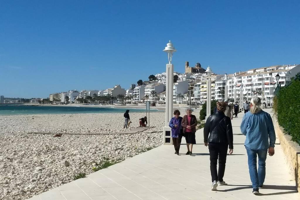 Beachfront Apt! AC - Pool - Parking, Altea – Bijgewerkte ...