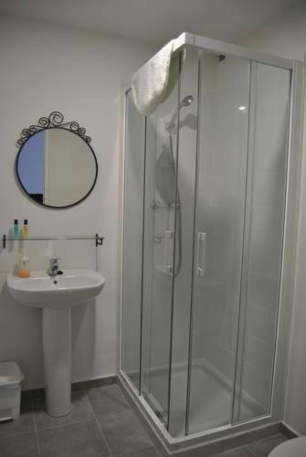 Un baño de L'Hostalet de Canet