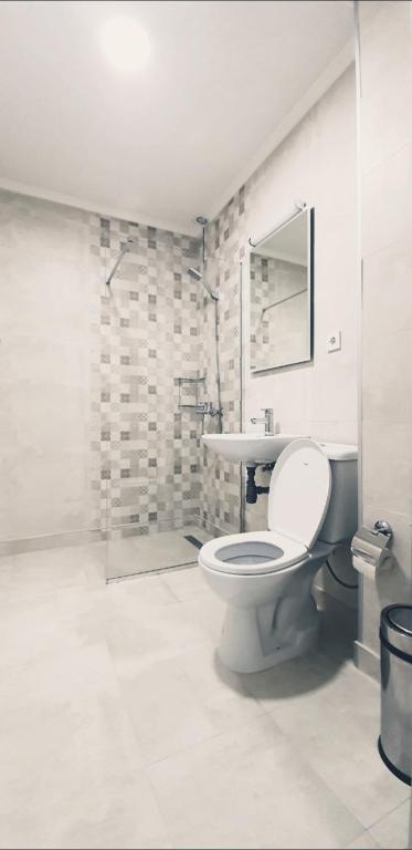 Koupelna v ubytování Apartmani Kaldrma