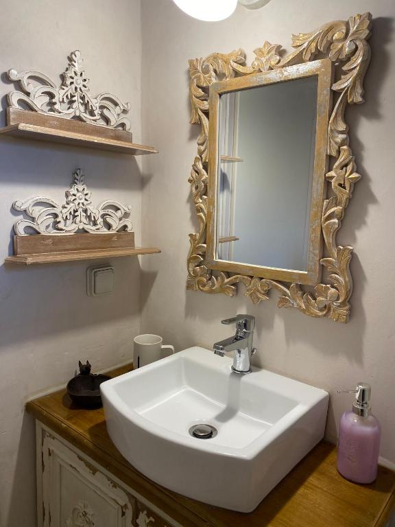 Koupelna v ubytování Petridi Maria Suites & Apartments