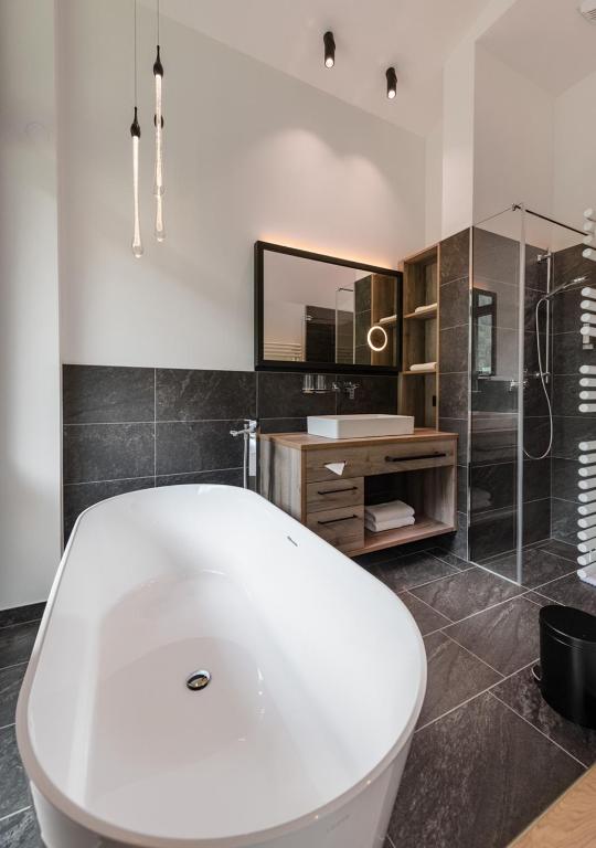 Koupelna v ubytování Hotel Alpenhof