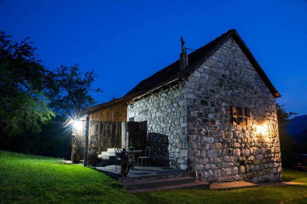 Djurdjevina Family Farm - 1