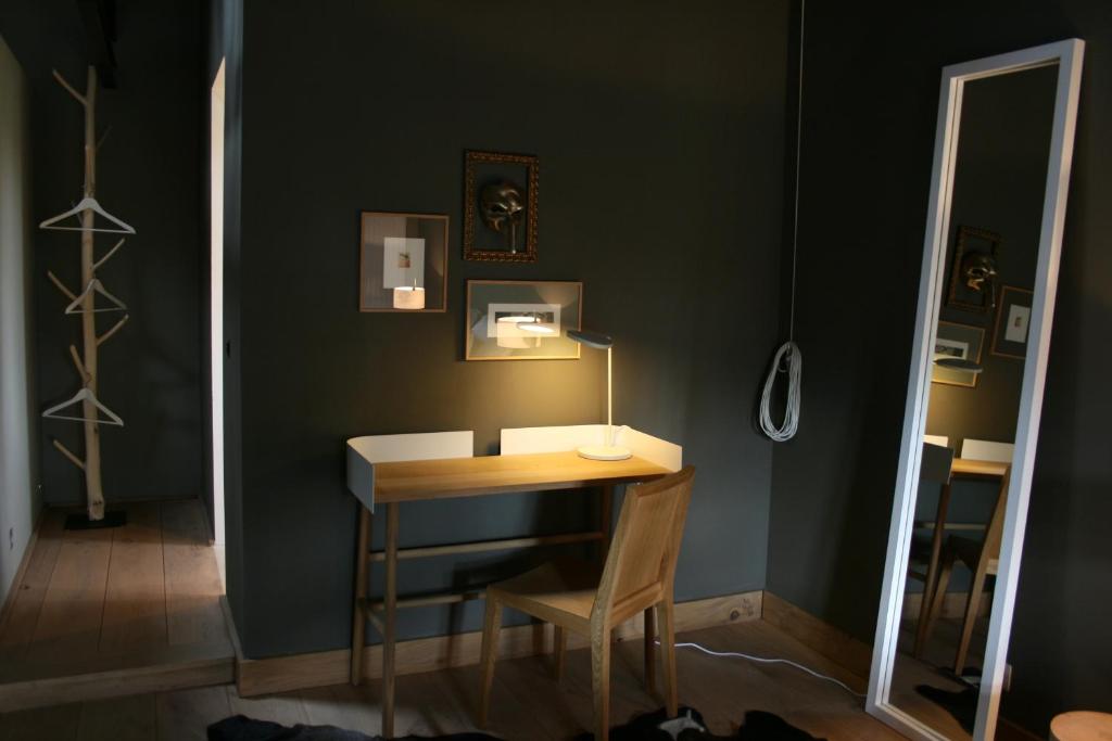 B&B La Chambre d'à Côté - 阁楼套房