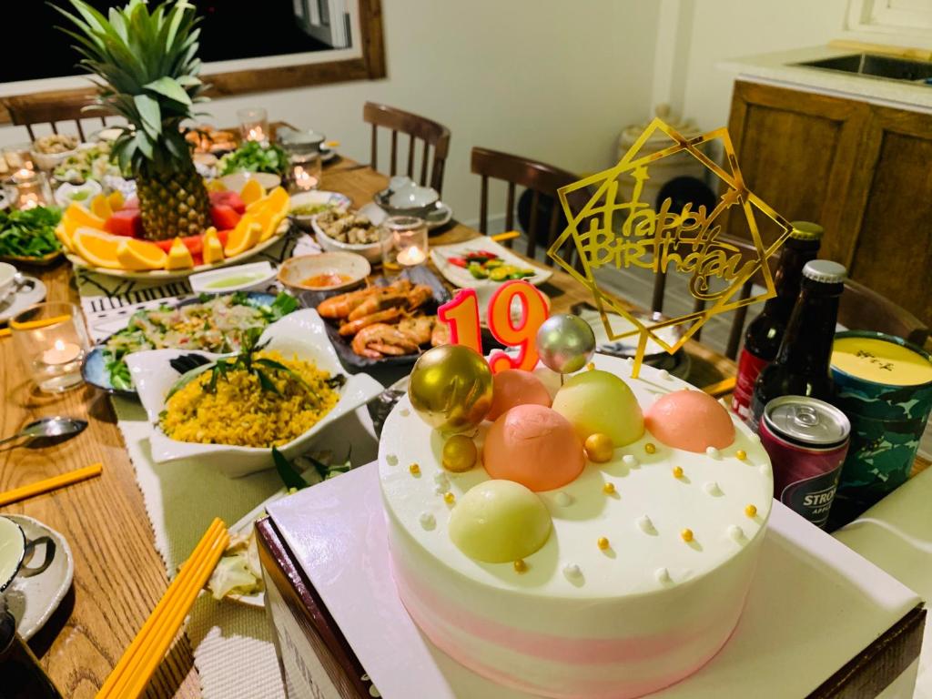 Đồ ăn tại/gần căn hộ