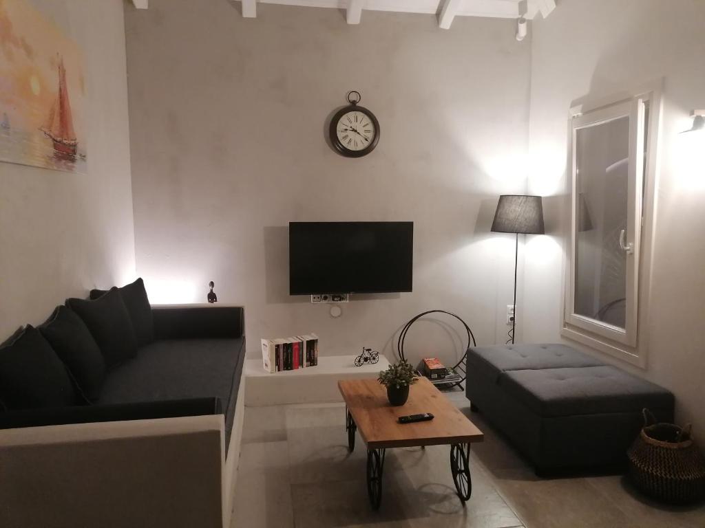 Posedenie v ubytovaní Yalos luxury home