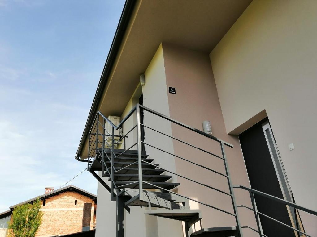 Balkón nebo terasa v ubytování Apartments Rosemary Ljubljana & Free Parking