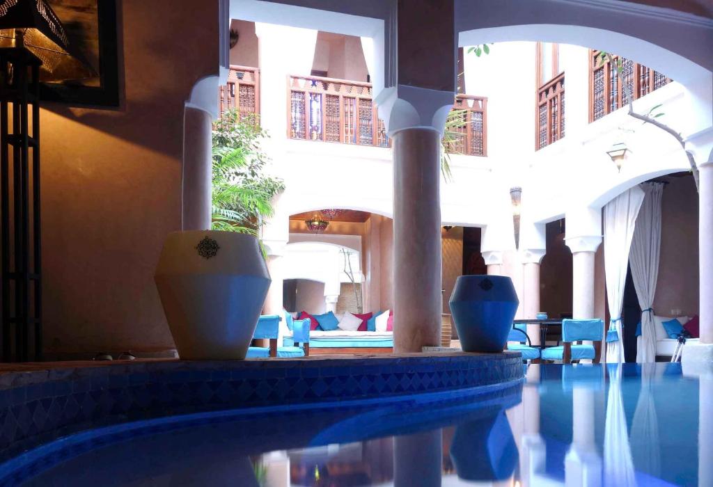 Bazén v ubytování Riad Turquoise nebo v jeho okolí