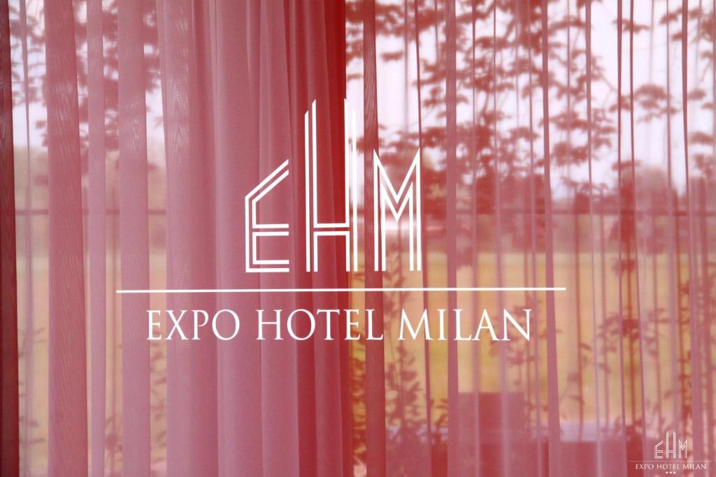 Certifikát, hodnocení, plakát nebo jiný dokument vystavený v ubytování Expo Hotel Milan