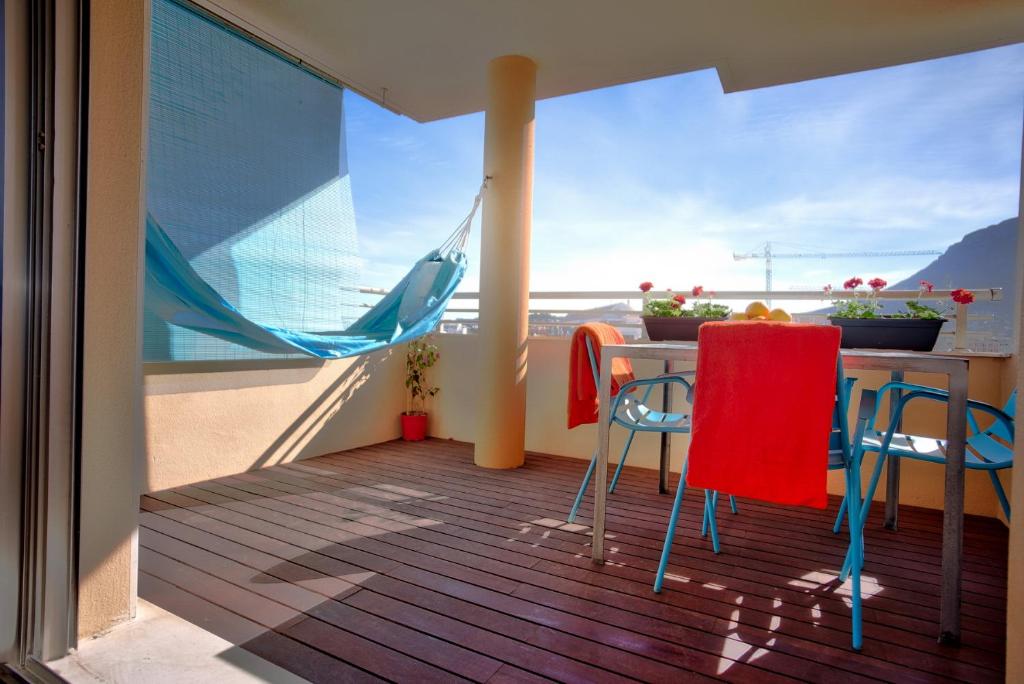 Denia Deluxe Beach & City