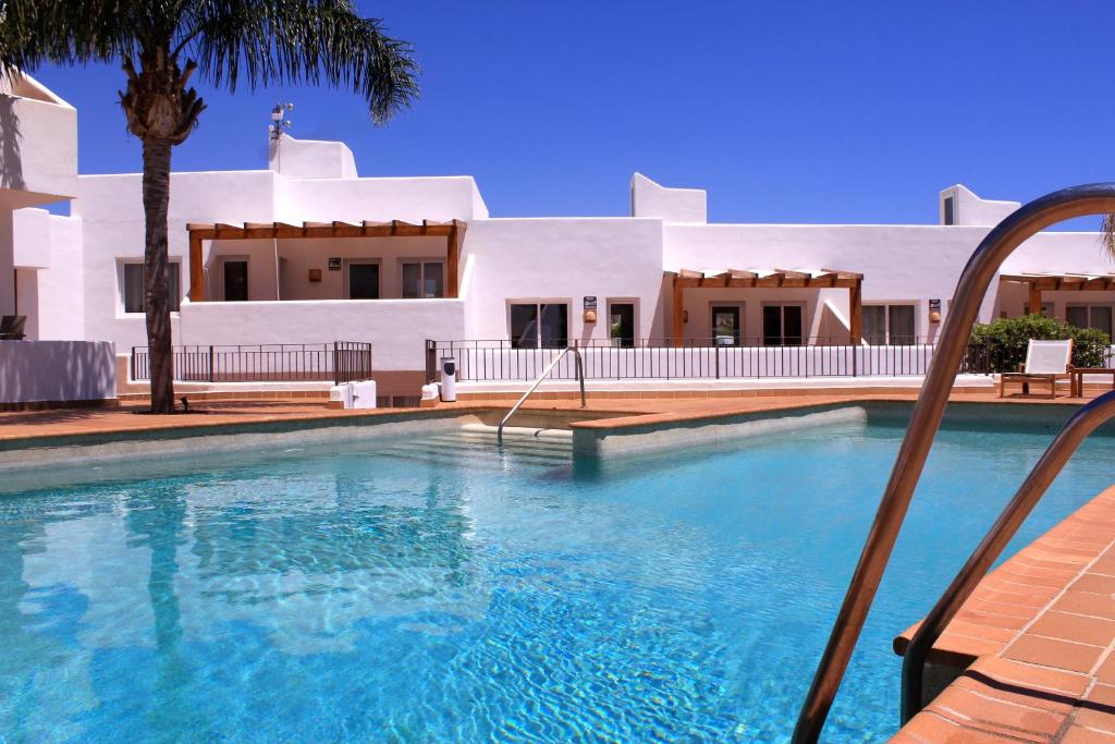 Real Agua Amarga Las Villas, Agua Amarga – Precios ...