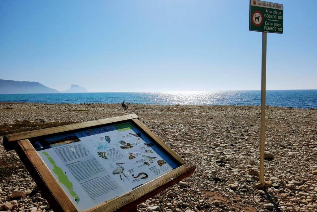 Apartment Steps From Altea Beach!! - Pool - AC, Altea ...