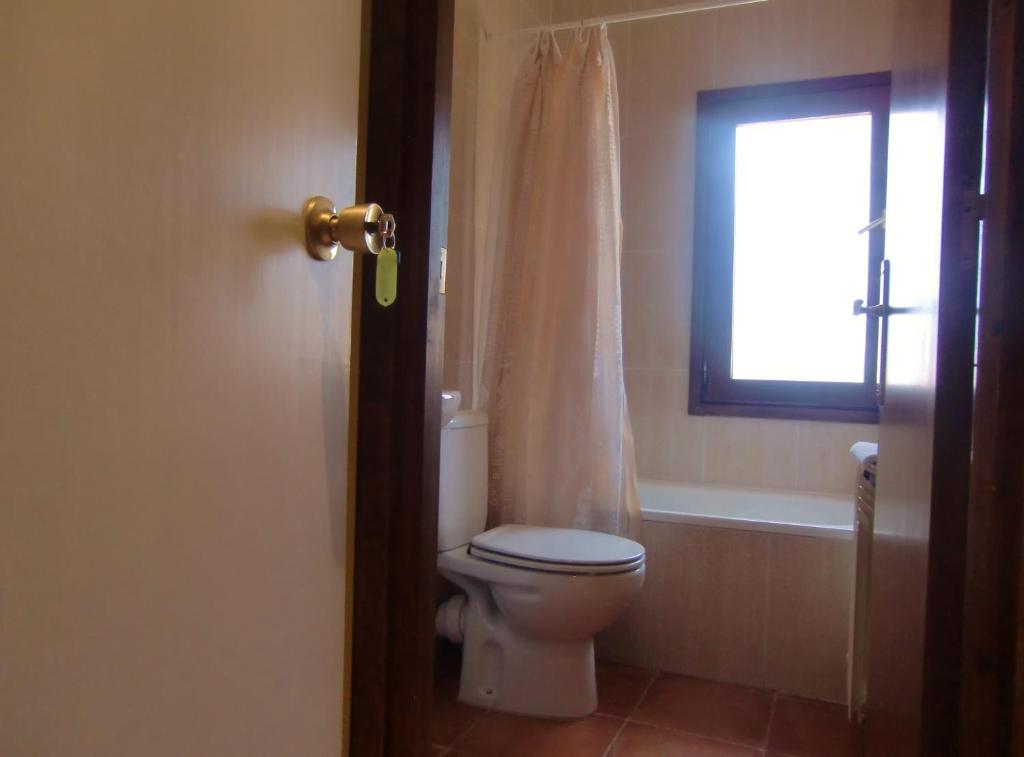 Koupelna v ubytování Casa Rural Jose Trullenque