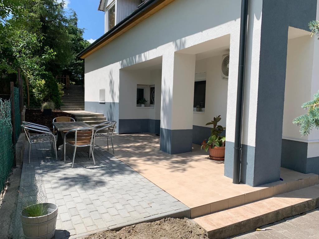 Budynek, w którym mieści się apartament