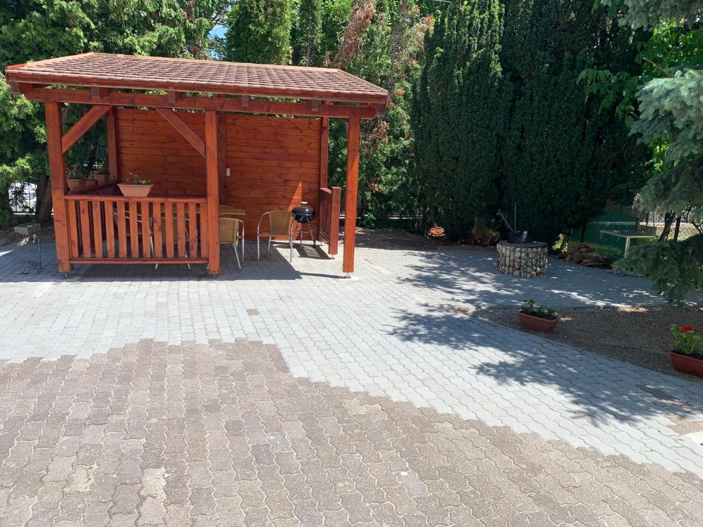 Ogród w obiekcie Borsi Apartman