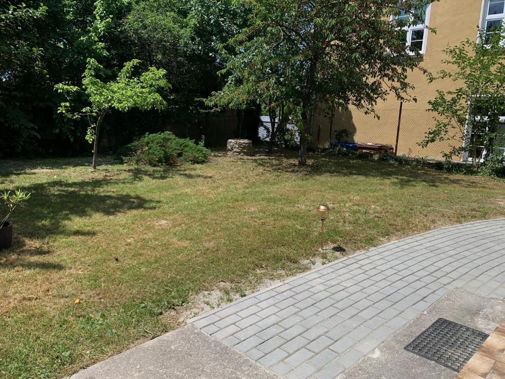 Ogród w obiekcie Borsi Apartman