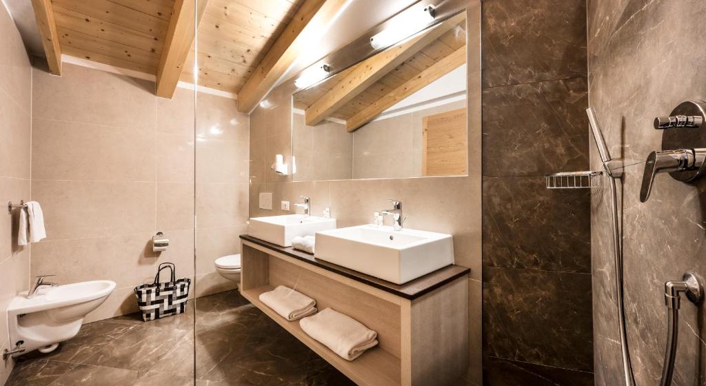 Koupelna v ubytování Parc Hotel Miramonti