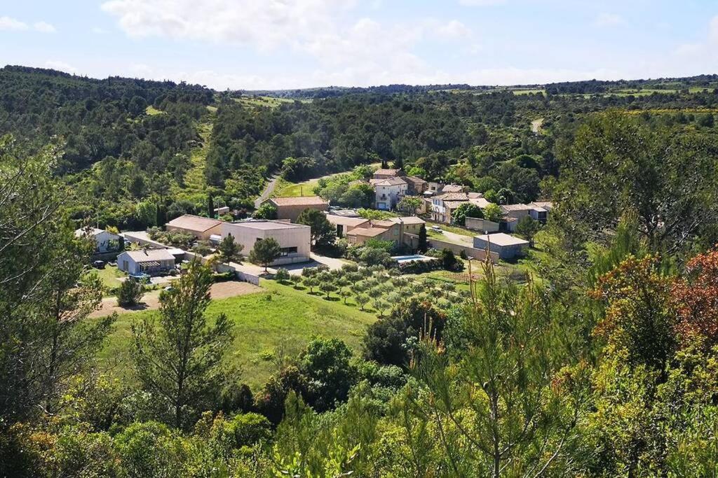 Maison au milieu des vignes dari pandangan mata burung