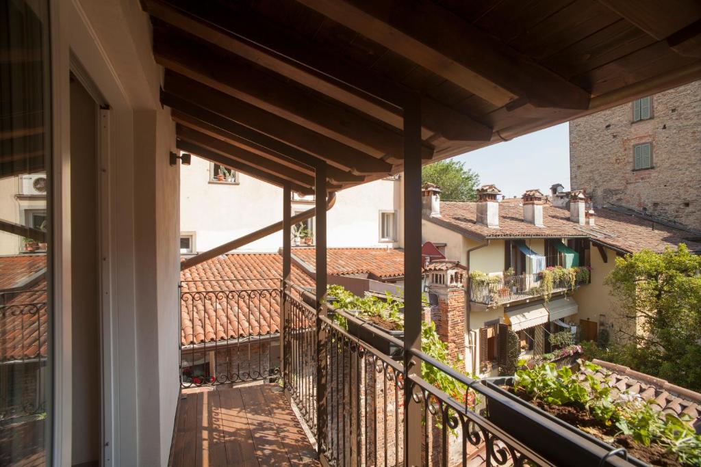 Balkón nebo terasa v ubytování Locanda Cavour