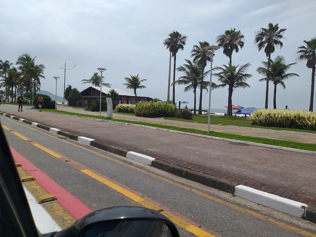  Guaruja Enseada a Beira da Praia ao Lado do Shopping