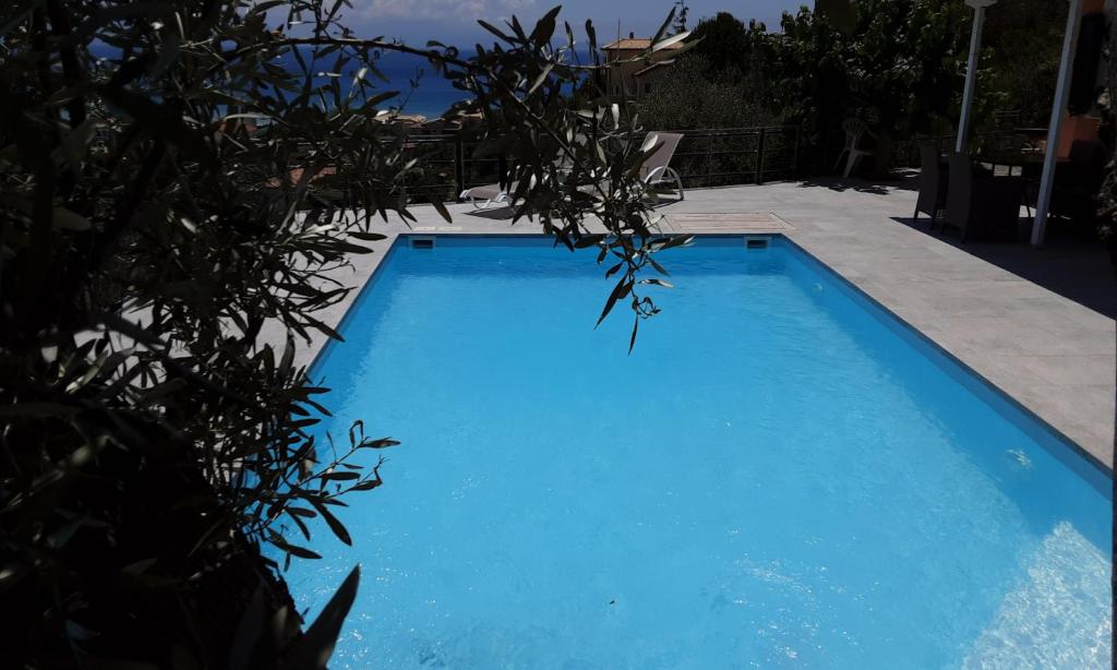 The swimming pool at or close to Villa Agrielia
