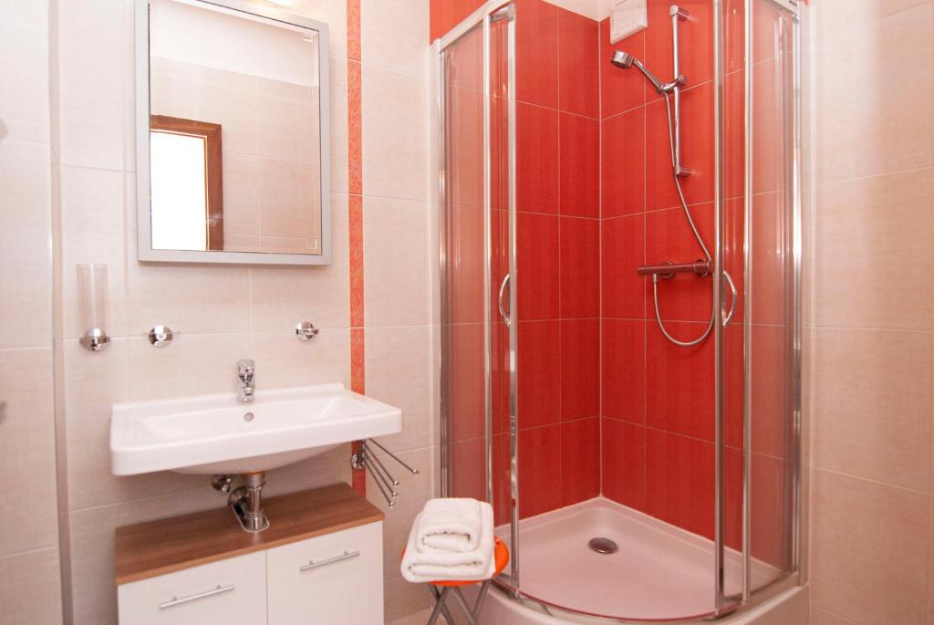 Koupelna v ubytování Apartmany Sileas