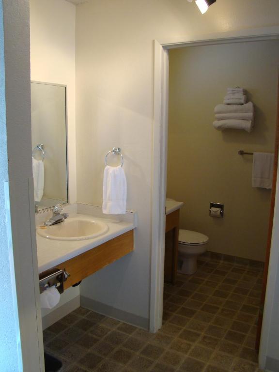 Ponderosa Gardens Motel - Kingkamer